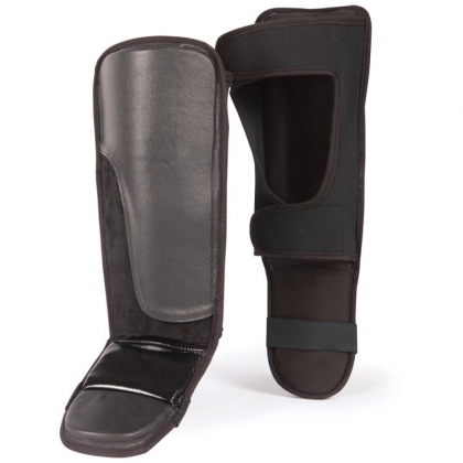 Shin Guard Made of Light Rubber / PU / Artifical Leather