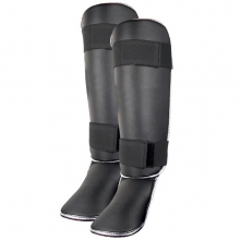 Shin Guard Made of Light Rubber / PU / Artifical Leather